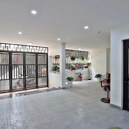 Luxe Paradise Residence 32 To Ngoc Van Hanoi Exterior photo