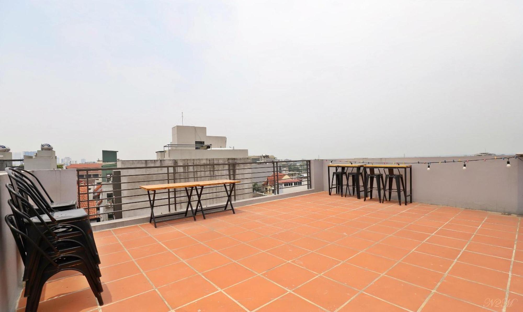 Luxe Paradise Residence 32 To Ngoc Van Hanoi Exterior photo